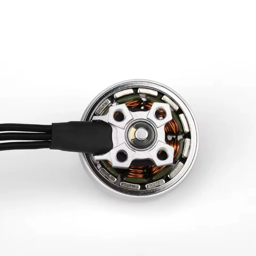 4 SZT. FlyFishRC Flash 1404 45 – Drone Battery 4S recenzja i cena