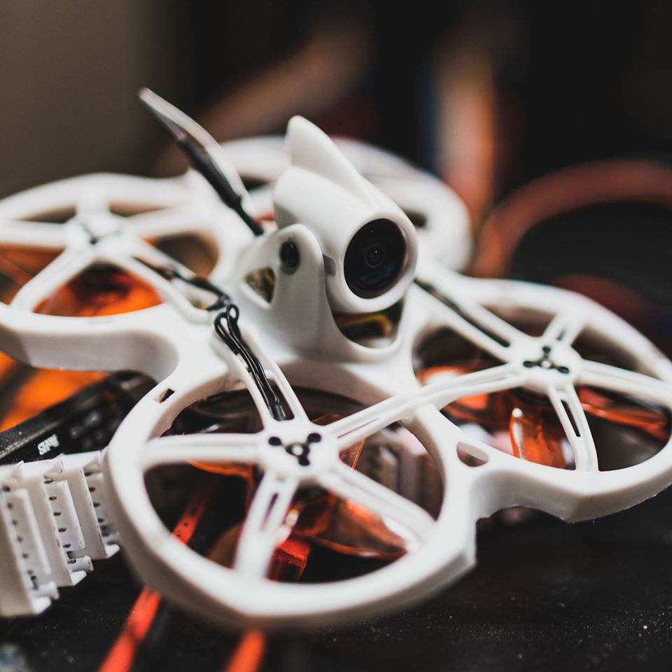 Emax Tinyhawk II 2 RTF dronów  – Drone Battery Box recenzja i cena